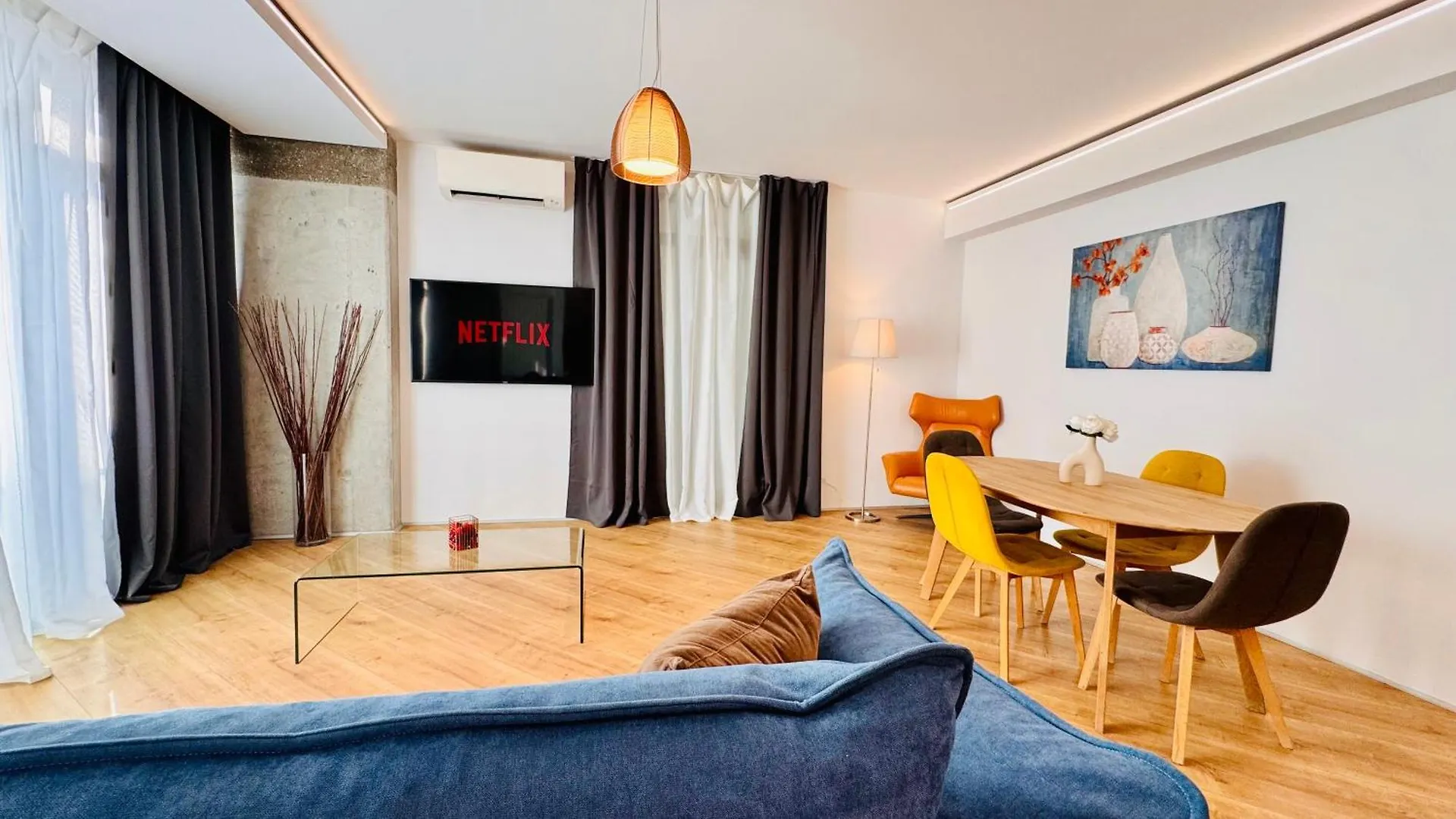 Premium Urban Stay - Light Filled 1Br With Balcony Bukarest 0*,  Rumänien